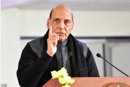 ‘ঘরে ঢুকে মারব’, পাকিস্তানকে হুঁশিয়ারি ভারতের প্রতিরক্ষামন্ত্রীর