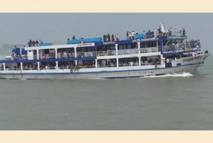 ভোলায় অতিরিক্ত যাত্রী পরিবহন করায় জরিমানা দুই লঞ্চকে জরিমানা

