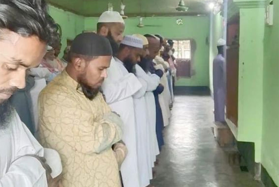 গাইবান্ধার পলাশবাড়ীতে ঈদুল ফিতর উদযাপন