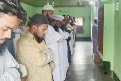 গাইবান্ধার পলাশবাড়ীতে ঈদুল ফিতর উদযাপন