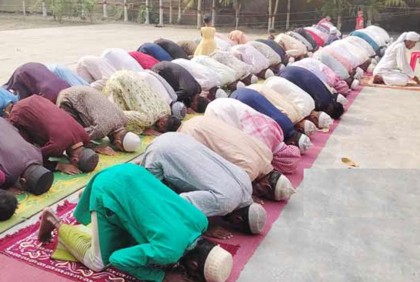 বোয়ালমারীতে ১৩ গ্রামে ঈদ উদযাপন