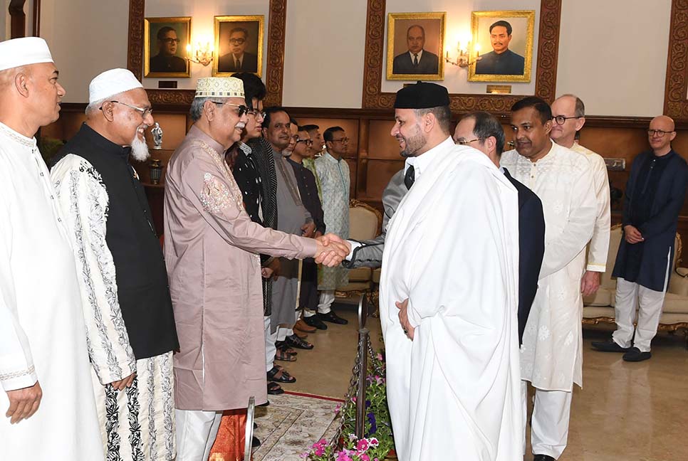 ফিলিস্তিনসহ সকল দরিদ্র জনগোষ্ঠীর পাশে দাঁড়ানোর আহ্বান রাষ্ট্রপতির   

