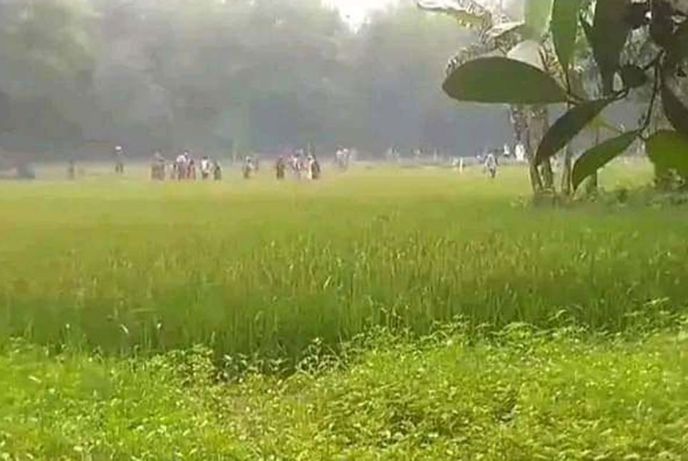 নেত্রকোনায় ঈদের জামাতের স্থান নিয়ে বিরোধের জেরে সংঘর্ষ, আহত ৩০

