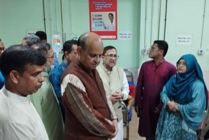 ঈদের দিন দুপুরে ঢামেক হাসপাতাল পরিদর্শনে স্বাস্থ্যমন্ত্রী