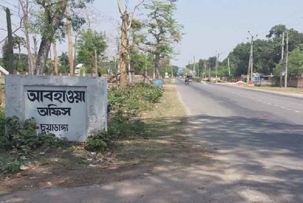 চুয়াডাঙ্গার তাপমাত্রা আজও ৪২ ডিগ্রি ছাড়াল 

