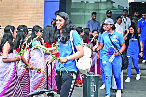 ভারতের মেয়েরা বাংলাদেশে