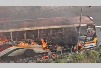 বনানীতে বাসে আগুন: মারা গেলেন সেই মোটরসাইকেলচালক