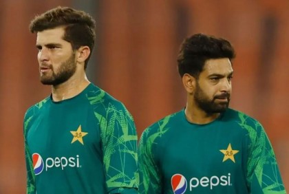 রউফকে এখনই দলে চান না আফ্রিদি