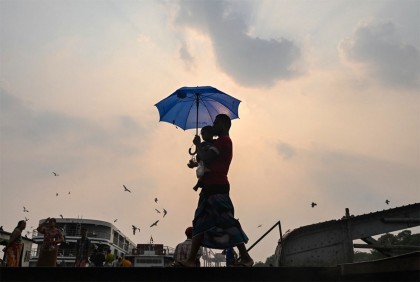 ইতিহাসের সর্বোচ্চ তাপমাত্রায় পুড়ছে মিয়ানমার