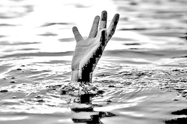 পানিতে ডুবে চারজনের মৃত্যু
