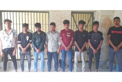 রাজশাহীতে ৮
অপহরণকারী গ্রেফতার