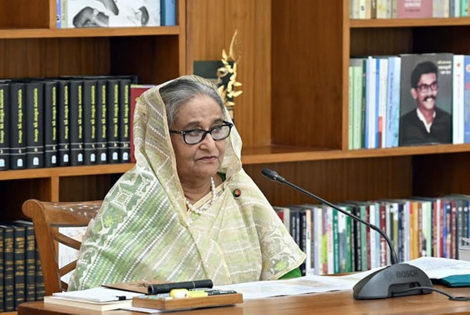 উন্নয়ন প্রকল্প গ্রহণ করার আগে অর্থনৈতিক সম্ভাবনা বিবেচনা করুন: প্রধানমন্ত্রী

