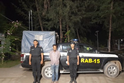 টেকনাফে ধর্ষণ ও মাদক মামলার দুই আসামি গ্রেফতার