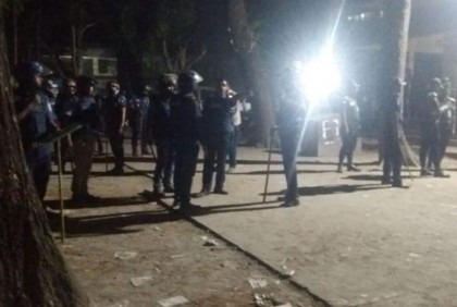  ডোমার উপজেলায় ভোটের
 ফলাফল ঘোষণার সময় হামলা 