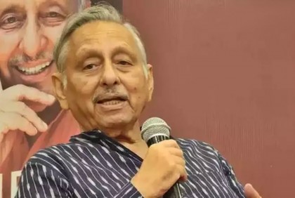 ‘পরমাণু শক্তিধর’ পাকিস্তানকে সম্মান করা উচিৎ বলে মন্তব্য করে তোপের মুখে কংগ্রেস নেতা