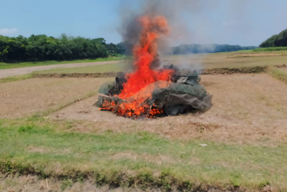 শৈলকুপায় অবৈধ কারেন্ট জাল জব্দ