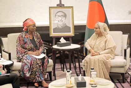 প্রধানমন্ত্রীর সঙ্গে জাতিসংঘের আন্ডার সেক্রেটারি ড. নাতালিয়ার সাক্ষাৎ

