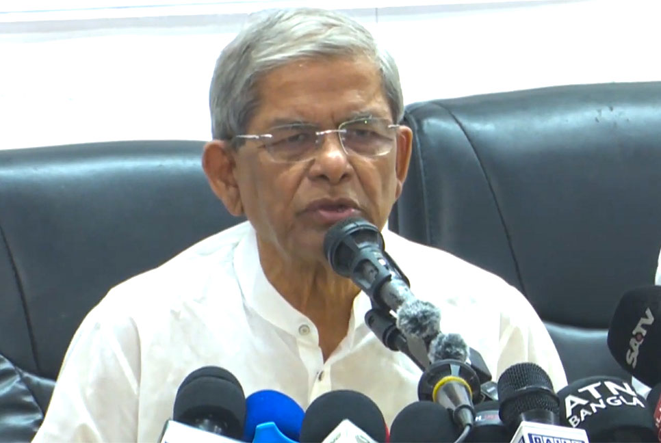 এই সরকার পুরোপুরি নতজানু : মির্জা ফখরুল