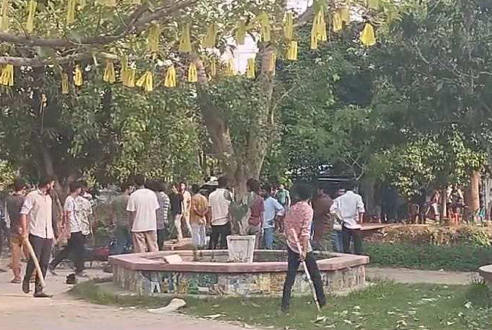 রাবিতে গাঁজা সেবনে বাধা দেওয়াকে কেন্দ্র করে মারামারি

