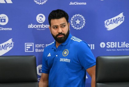 অবসর প্রশ্নে কী বললেন রোহিত?
