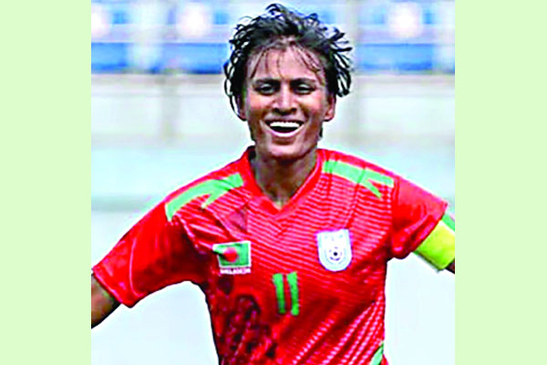 নারী লিগে প্রথম হোঁচট