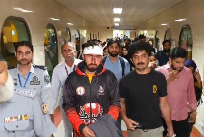 কিরগিজস্তানে হামলা : ১৪০ শিক্ষার্থীকে দেশে ফেরালো পাকিস্তান

