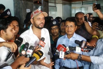 বিশ্বকাপে দক্ষিণ আফ্রিকা ও শ্রীলঙ্কার বিপক্ষে জয় পাওয়া উচিত: মাশরাফি

