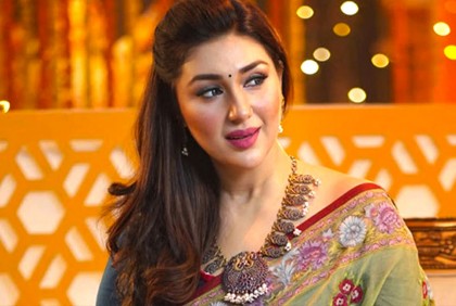 অপু বিশ্বাসের জিডিতে ৩ জনকে সতর্ক করল পুলিশ