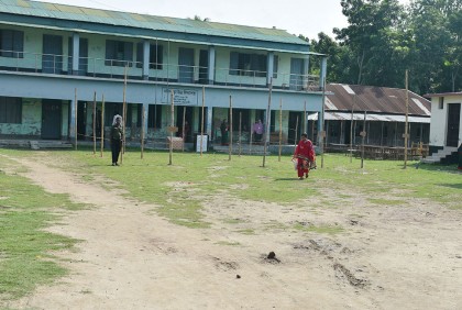 রাজবাড়ীর তিন উপজেলায় ভোটগ্রহণ চলছে
