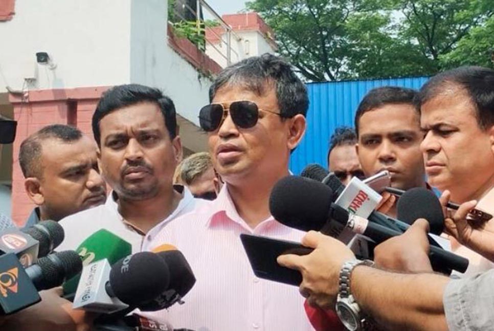 বাংলাদেশের কিছু অপরাধী এমপি আনারকে খুন করেছে: ডিবি প্রধান হারুন 

