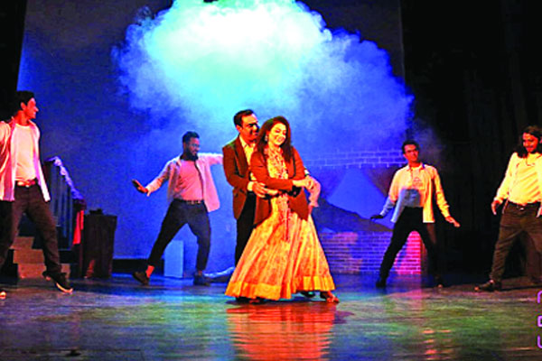 এক দিনে দুই নাটক