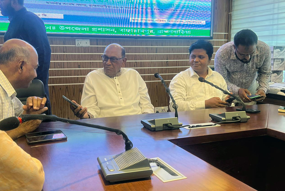দেশ ও জনগণের কল্যাণে আওয়ামী লীগ সরকার কাজ করছে : ক্যাপ্টেন তাজ


