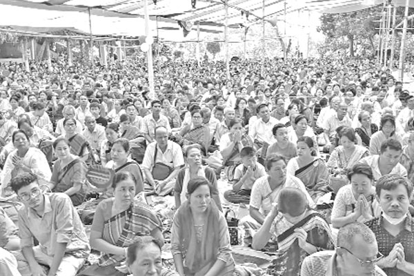 পাহাড়ে বুদ্ধপূর্ণিমা উদযাপন
