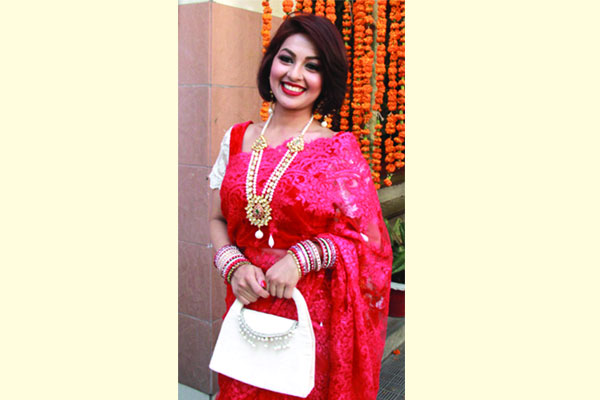 মোনালিসার ফের বিয়ে ভাবনা
