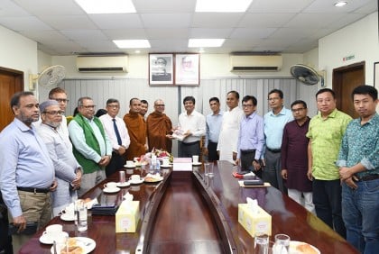 বুদ্ধ পূর্ণিমা উপলক্ষে জাতীয় বিশ্ববিদ্যালয় উপাচার্যের মতবিনিময় 