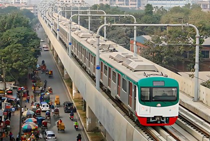 মেট্রোরেল চলাচল আবার শুরু


