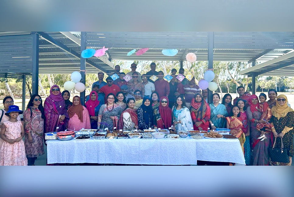 টাউনসভিলে বসবাসকারী বাংলাদেশিদের পিঠা উৎসব