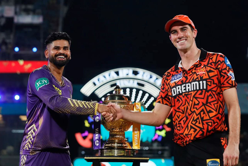 আইপিএল ফাইনাল : কলকাতার বিপক্ষে টস জিতে ব্যাটিংয়ে হায়দরাবাদ