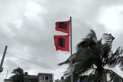 পটুয়াখালীর উপকূলজুড়ে গুঁড়ি গুঁড়ি বৃষ্টি 


