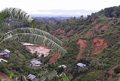 ৫ জেলায় পাহাড়ধসের আশঙ্কা
