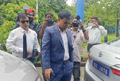 এমপি আনার হত্যা : কলকাতা নিউ টাউন থানায় বাংলাদেশের গোয়েন্দা প্রতিনিধি দল 