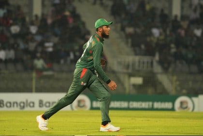 ছক্কা মারা নিয়ে যা বললেন রিশাদ