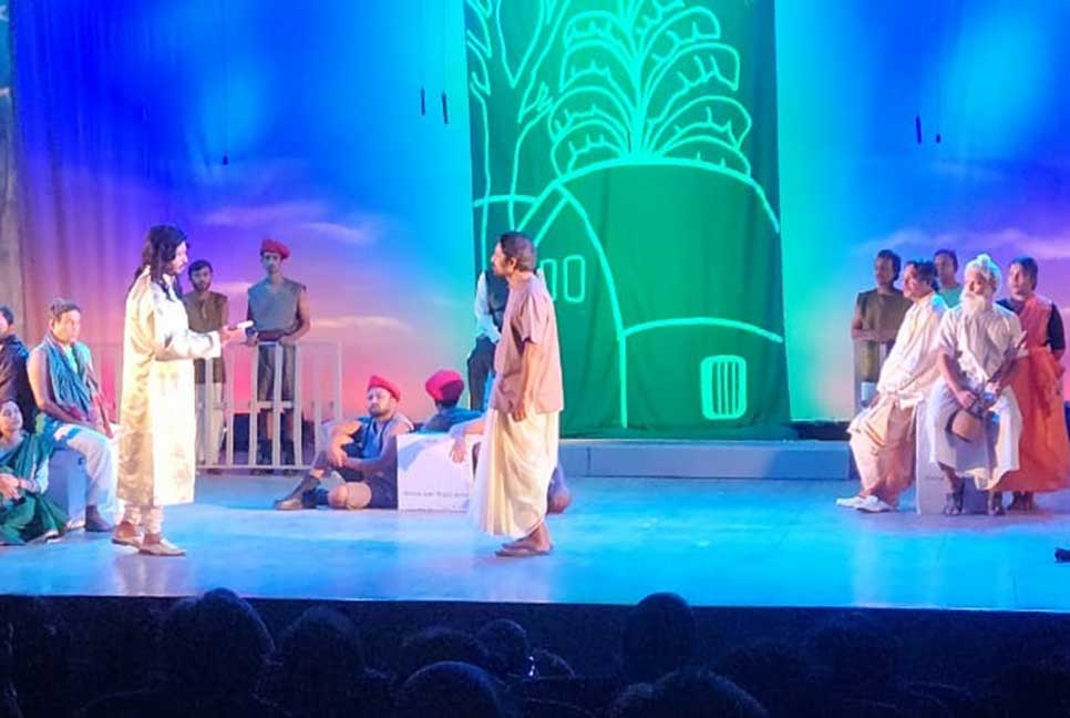 কুষ্টিয়ায় মঞ্চস্থ হলো সাংবাদিকতার সাহসী গল্প ‘এডিটর মহাশয়’