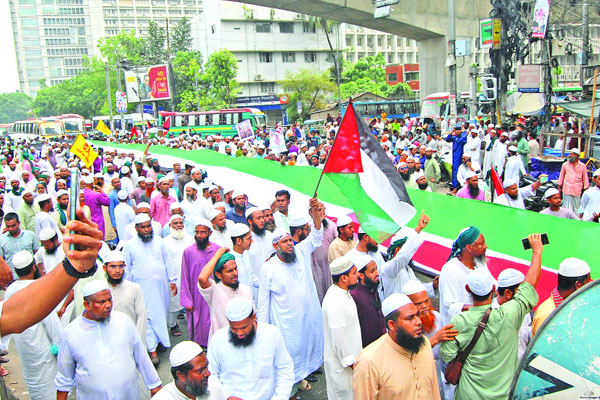 সরকার দুর্নীতি লালন করে