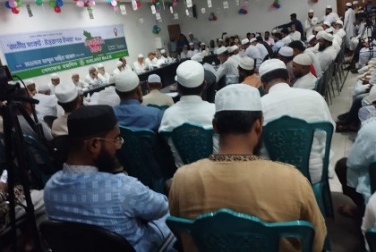সবাই রাস্তায় নামলে সরকার এক ঘণ্টাও টিকবে না: দুদু
