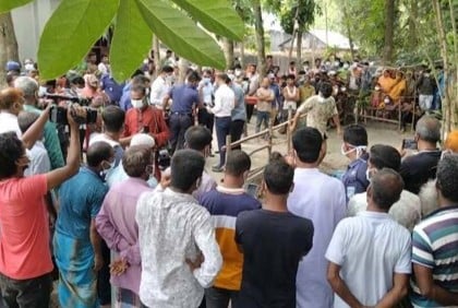 গাইবান্ধায় ৪৩ দিন পর কবর থেকে উঠানো হলো তরুণের মরদেহ