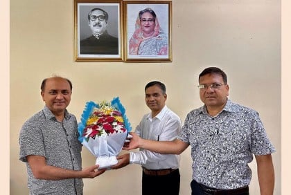 বশেমুরকৃবি'র আন্তর্জাতিক বিষয়ক পরিচালক পদে বিজ্ঞানী তোফাজ্জল ইসলামের দায়িত্ব গ্রহণ 