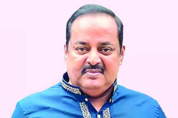 ‘পর্বত’ ভাঙলেন ডিপজল