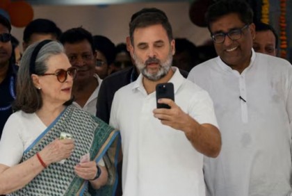 রায়বেরেলি ও ওয়েনাডেতে এগিয়ে রাহুল