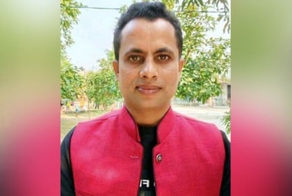 নড়াইলে গাড়ি পোড়ানো মামলায় সাবেক ইউপি চেয়ারম্যান গ্রেফতার

